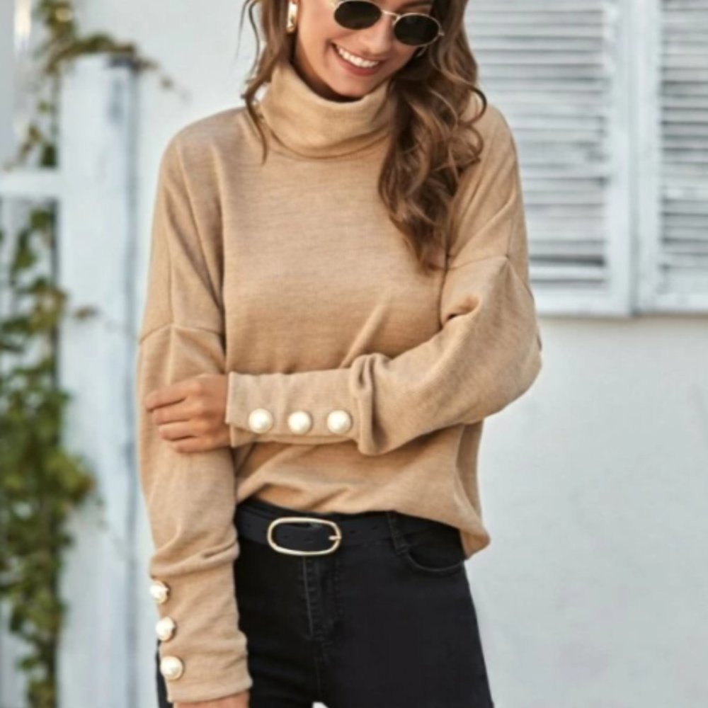 Turtleneck Buttoned Sleeves Sweater